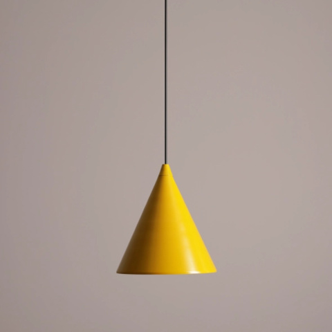 lampa wisząca w kształcie stożka FORM MUSTARD