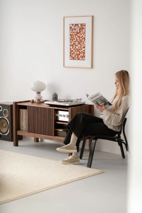 JAMM LOW 111 Szafka pod Gramofon i Płyty Winylowe Drewno Orzechowe