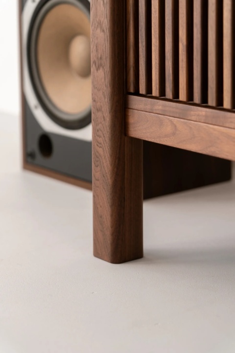 JAMM LOW 111 Szafka pod Gramofon i Płyty Winylowe Drewno Orzechowe